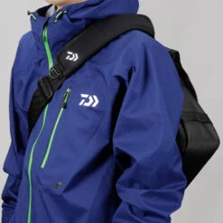 Daiwa Emeraldas Tactical Shoulder Bag (A) 9 Daiwa Emeraldas Tactical Shoulder Bag (A) -Best Fishing Store Eme Tactical Shoulderbag cut1