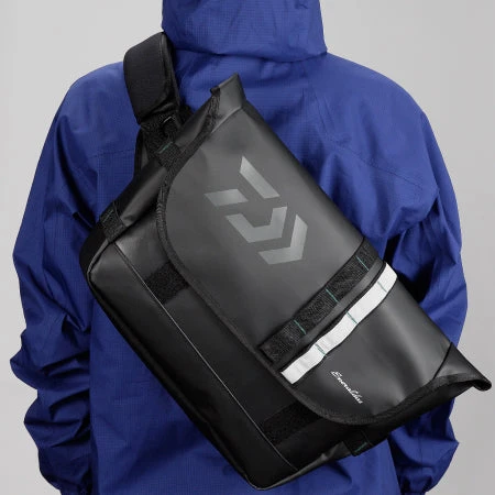 Daiwa Emeraldas Tactical Shoulder Bag (A) 4 Daiwa Emeraldas Tactical Shoulder Bag (A) - Image 2